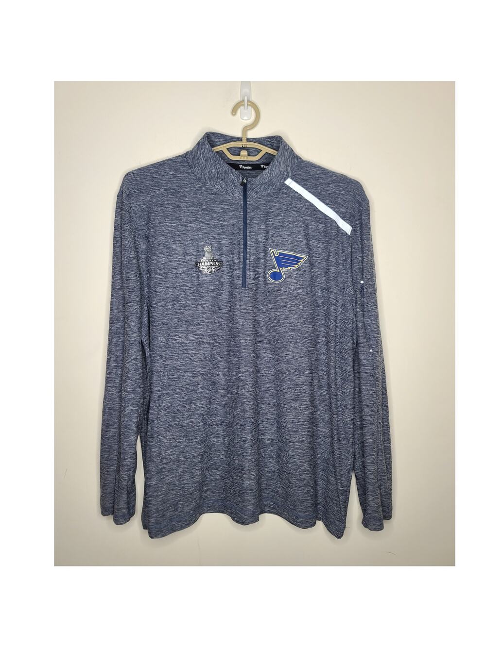 Fanatics St Louis Blues Hockey Stanley Cup long sleeve pullover - 2XL / XXL